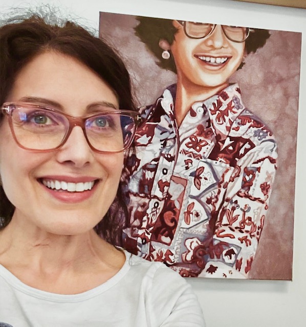 Lisa Edelstein profile picture with self portrait